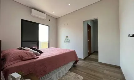 Casa com 4 quartos à venda na Avenida Itavuvu, 00, Jardim Santa Cecília, Sorocaba por R$ 629.000