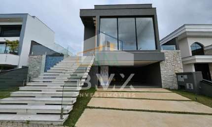 Casa de alto padrão em condomínio Alphaville Nova Esplanada, Votorantim-SP: 3 quartos, 3 suítes, 4 banheiros, 4 vagas, 237,76 m².