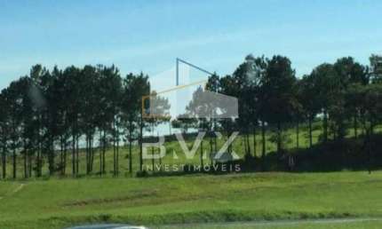 Vendo/Alugo ÁREA RODOVIA CASTELO BRANCO. Terreno: 10.900 m², Benfeitoria: Poço artesiano. Próximo da Toyota, Sorocaba-SP
