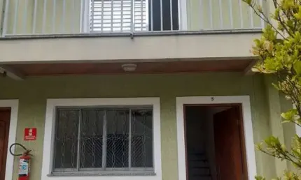 Sobrado locação  com 2 quartos, 1 vaga em condomínio fechado