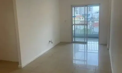Apartamento em ótimas condições, localizado a apenas 400 metros do metro parada inglesa.