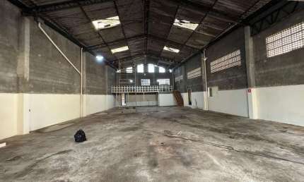 GALPÃO LOCAÇÃO NA ZONA NORTE 20 X 50 1000 metros de área  800m de galpão!