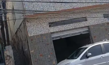 Vendo zona norte casa assobradada, próximo a av.julio buono garagem fechada