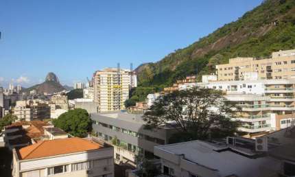 Super Oportunidade Sala e Suíte com dependência no Humaitá/Lagoa