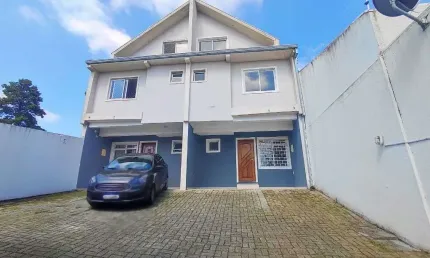 Sobrado dentro de condomínio com 3 dormitórios para alugar, 128 m² por R$ 2.950/mês - Bairro Alto - Curitiba/PR