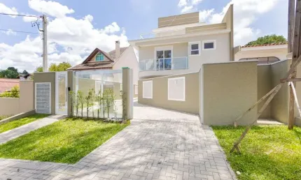 Sobrado com 4 dorm e amplo terraço à venda, 275 m² por R$ 1.500.000 - Bacacheri - Curitiba/PR