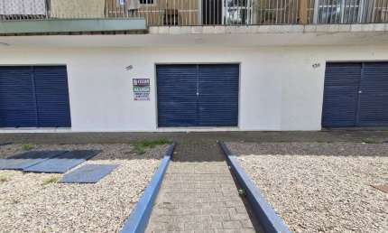 Loja para alugar NA RUA AV VICTOR FERREIRA DO AMARAL, com 53 m² por R$ 2.400/mês - Tarumã - Curitiba/PR