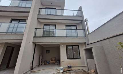 Sobrado com 3 dormitórios para alugar, 130 m² por R$ 3.500/mês - Boqueirão - Curitiba/PR