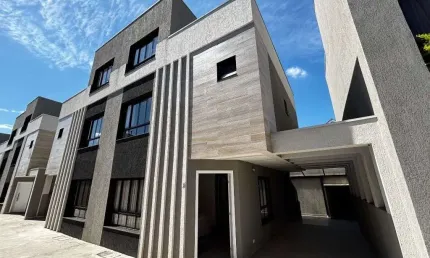Sobrado com 3 dormitórios à venda, 147 m² por R$ 899.000,00 - Pilarzinho - Curitiba/PR