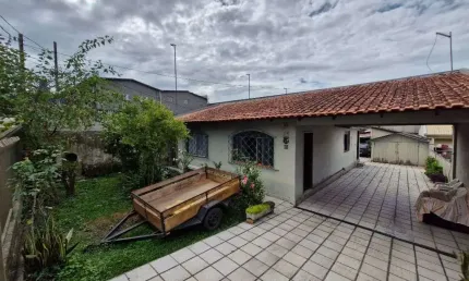Casa com 5 dormitórios à venda, 225 m² por R$ 660.000,00 - Atuba - Curitiba/PR