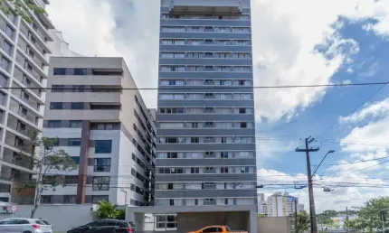 Apartamento com 3 dormitórios para alugar, 113 m² por R$ 4.716/mês - Bacacheri - Curitiba/PR