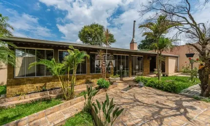 Casa com 4 quartos à venda na Rua Alfredo Pires Furiatti, 308, Xaxim, Curitiba