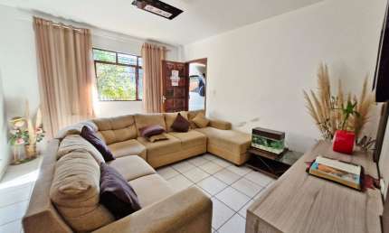 Casa térrea com edícula averbada - terreno de 468m2