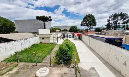 SOBRADO COM TERRENO DE 783,75M²  PROX CORREIO BOQUEIRÃO