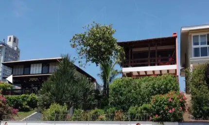 Casa de frente para o mar com 308 metros quadrados - centro - balneário piçarras - sc