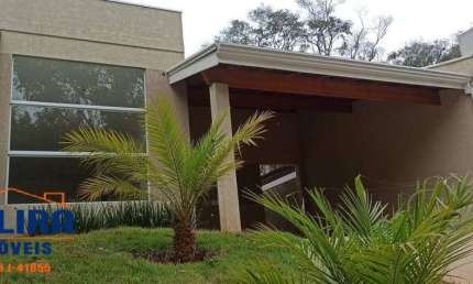 Casa contemporânea a venda em associação de moradores.