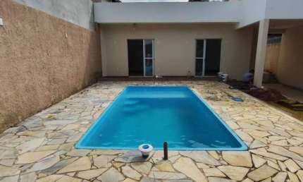 Casa a venda com uma ótima localização, aceita Financiamento Bancário