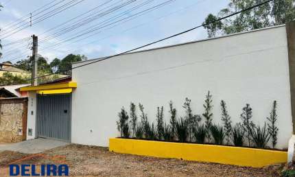 Casa à venda em Terra Preta, apta para Financiamento bancário.