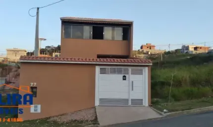 Casa a venda em bairro planejado, aceita financiamento bancário