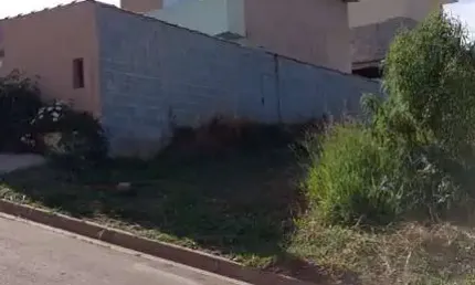 Excelente Terreno à venda em bairro planejado em Terra Preta