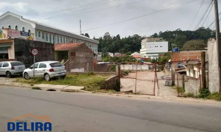 Terreno a venda em terra preta ótimo para comercio.