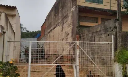 Oportunidade Única: Terreno com Localização Privilegiada em Terra Preta