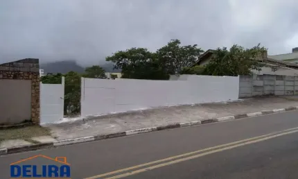 Terreno à Venda em Atibaia: Rua Asfaltada para Construir seu Lar