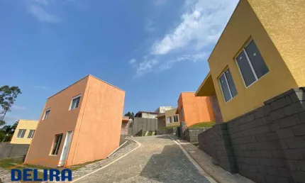 Encante-se com Esta Maravilhosa Casa em Condomínio Fechado em Atibaia