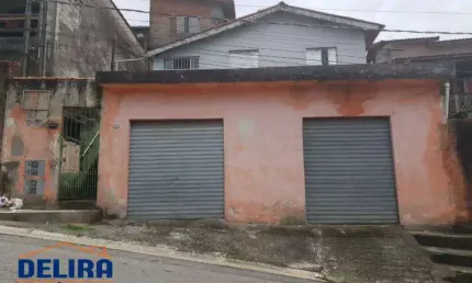 Casa para renda em terra preta, 7 casas no imóvel, com escritura