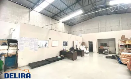 Excelente galpão industrial com localização privilegiada