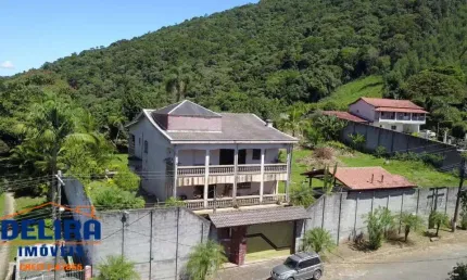 Chácara Espaçosa com Vista para a Represa, escriturada