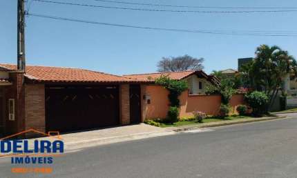 Casa com 2 quartos à venda na Alameda Lindóia, 658, Jardim do Lago, Atibaia