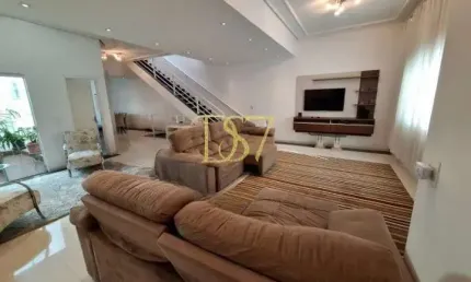 Sobrado NOVO a Venda, 4 Quartos com 2 suites  6 vagas  - 330 m² - Baeta Neves - SBC