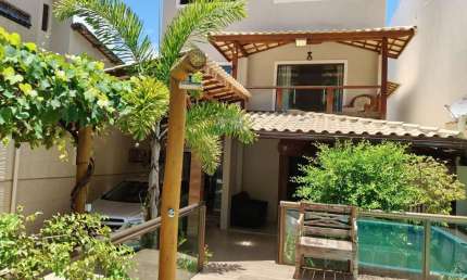 Casa para Venda em Salvador, Piatã, 5 dormitórios, 3 suítes, 5 banheiros, 3 vagas