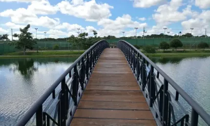 Terreno em condomínio fechado à venda na Rua Rubens Francisco Dias, 2400, Papagaio, Feira de Santana