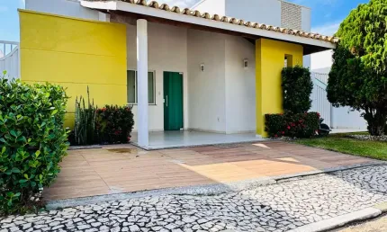 Casa em condomínio fechado com 3 quartos para alugar na Avenida Artêmia Pires de Freitas, SN, Sim, Feira de Santana