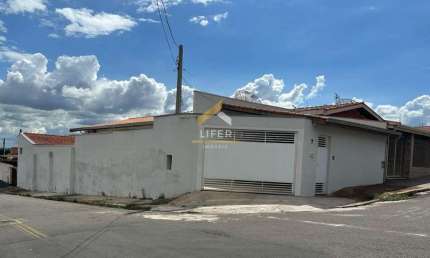Casa com 3 quartos à venda na Antônio Albino Júnior, 7, Jardim Santa Amália, Campinas, 139 m2 por R$ 730.000
