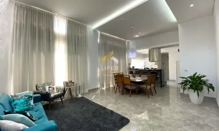 Casa com 3 quartos à venda na Atílio Giarola, 700, Jardim Colônia, Jundiaí, 300 m2 por R$ 1.900.000