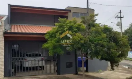 Casa com 2 quartos à venda na Rua Julia de Jesus Ferreira, 60, Centro, Elias Fausto, 200 m2 por R$ 900.000