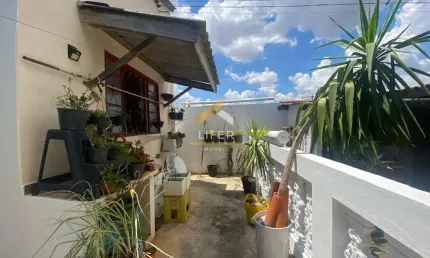 Casa com 4 quartos à venda na Oswaldo Ims, 197, Jardim Santa Lúcia, Campinas, 188 m2 por R$ 420.000