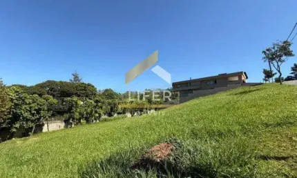 Terreno em condomínio fechado à venda na Alameda Itajubá, 820, Villa Lombarda, Valinhos por R$ 698.000