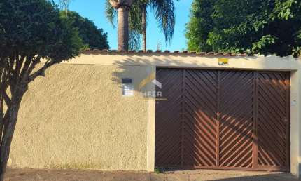 Casa com 4 quartos à venda na Rua Paulo de Souza Marques, 900, Vila San Martin, Campinas, 180 m2 por R$ 450.000