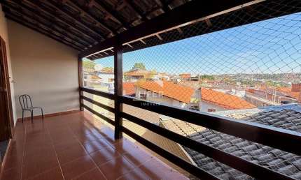 Casa com 3 quartos à venda na Rua Raposo Tavares, 250, Centro, Vinhedo, 171 m2 por R$ 840.000