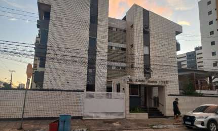 Excelente Apartamento com três quartos, duas suítes.