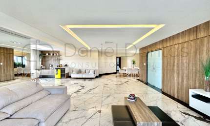330m² em Candelária, 4 suítes, escritório e dep. Edifício Cristal de Aquarius, oportunidade!