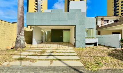 Oportunidade PORTO BOULEVARD em Neópolis. Casa com 4/4 e espaço gourmet