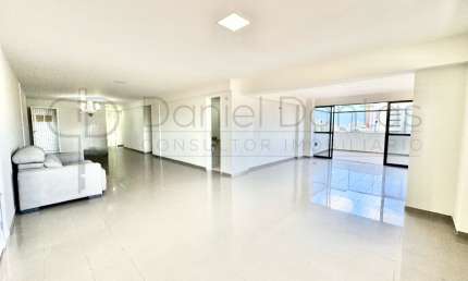 226m² em Lagoa Nova, oportunidade Palazzo Di Lacqua