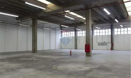 Aluga-se módulo de galpão/escritório 2.150 m² lapa - sp