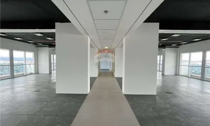 Sala/conjunto para Alugar, 256,72 m², 3 banheiros com 7 vagas de garagem em São Bernardo do Campo