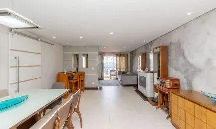 Apartamento com com acabamento premium e excelente localização!